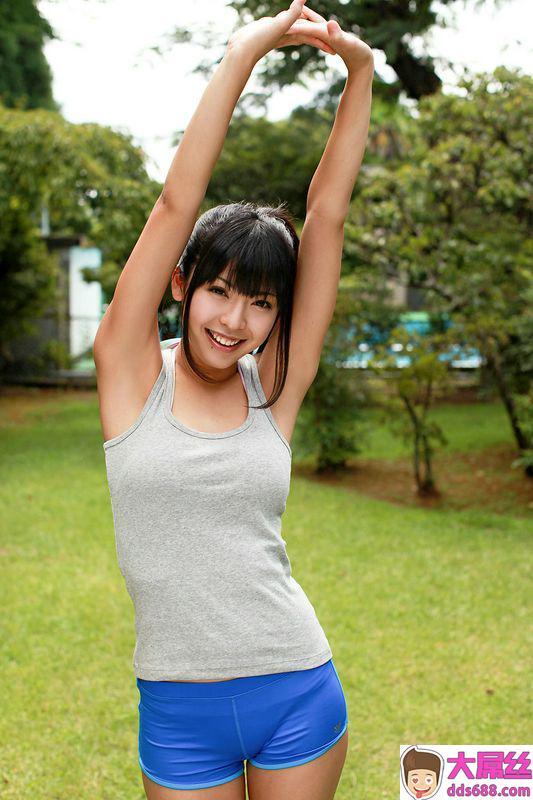 DGCNo.1067佐藤さくら色白もち肌ボディのセクシー健康美写真集